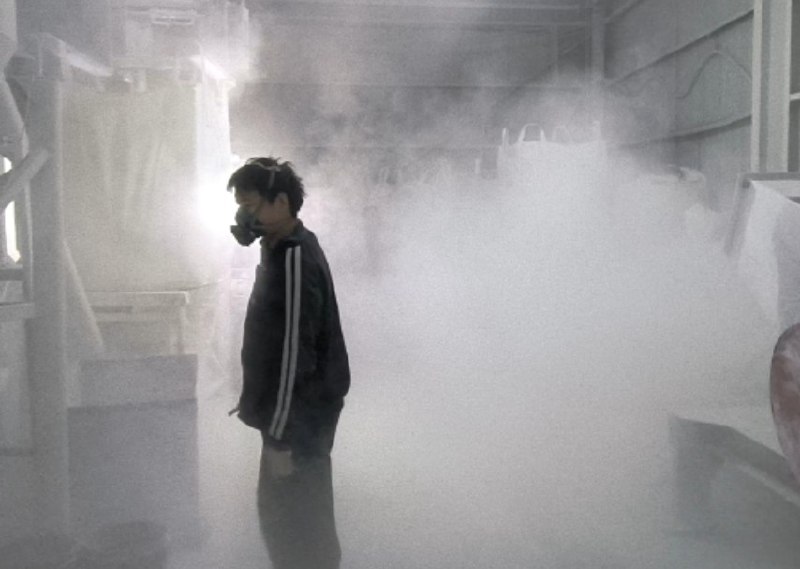 河南某建材厂年轻工人情况考察报告现在的他们有非常具体的想法，有可实行的且可持续的生活计划，知道自己该做什么，知道自己不能做什么，知道自己想要做的和应该做的这两种之间的差距在哪里，也知道自己的局限性在哪里