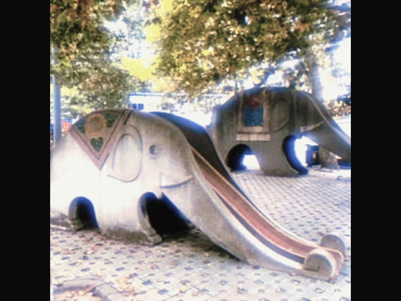 （中式梦核）你可以回到过去，但是那里已经没有人了iframe (External Player - 哔哩哔哩嵌入式外链播放器)via 晨阳再升 的 bilibili 投币视频 (author