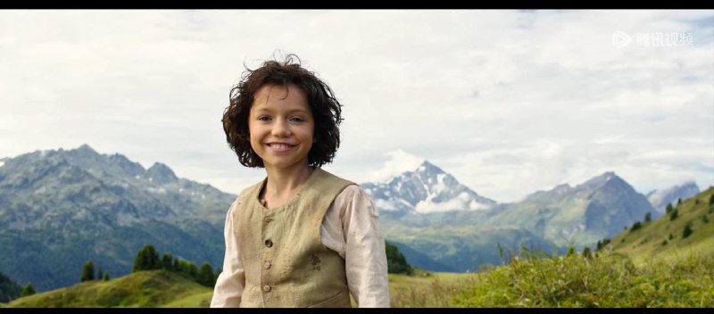 海蒂和爷爷 8.9分 很有意境的一部传统电影，作为六月去瑞士的补充电影，感觉很不错感觉随着年龄上来以后，已经慢慢没法看这种安静纯粹的电影了，好像总有一些急躁和多余的杂念不的不说活在当下，真的是一件很难的事情；活在美丽的风景和很棒的人身边，就是幸福！